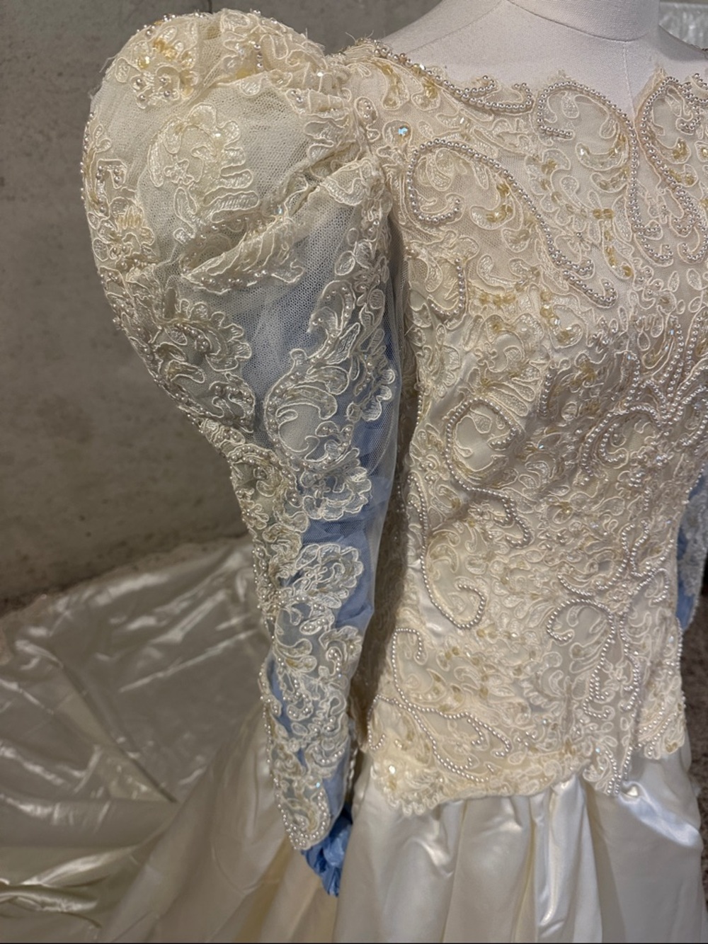 Vintage 90s Demetrios Wedding Dress | Beaded Lace Puff Sleeve Bridal Gown - Picture 4 of 8